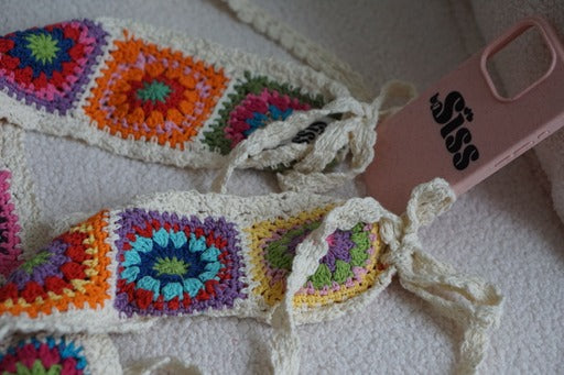 Happy dance - colored crochet