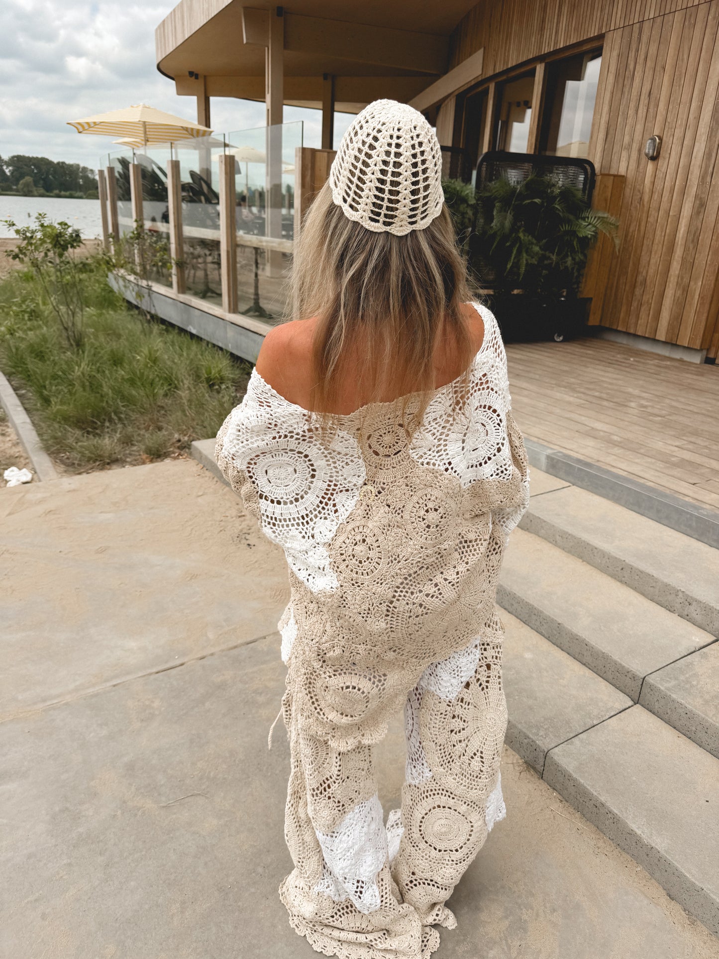 Bohème oversized crochet vest